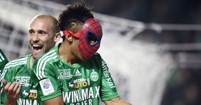 Pierre-Emerick Aubameyang: Celebrates his opener
